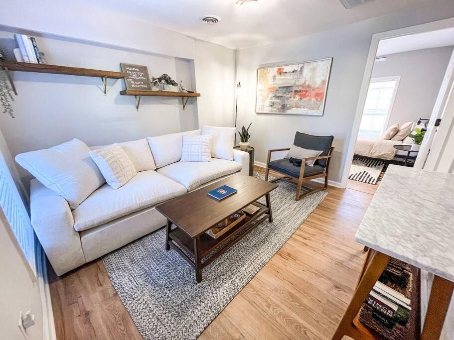 Southern Charm / Walkable/Outdoor Space/New Reno チャールストン エクステリア 写真