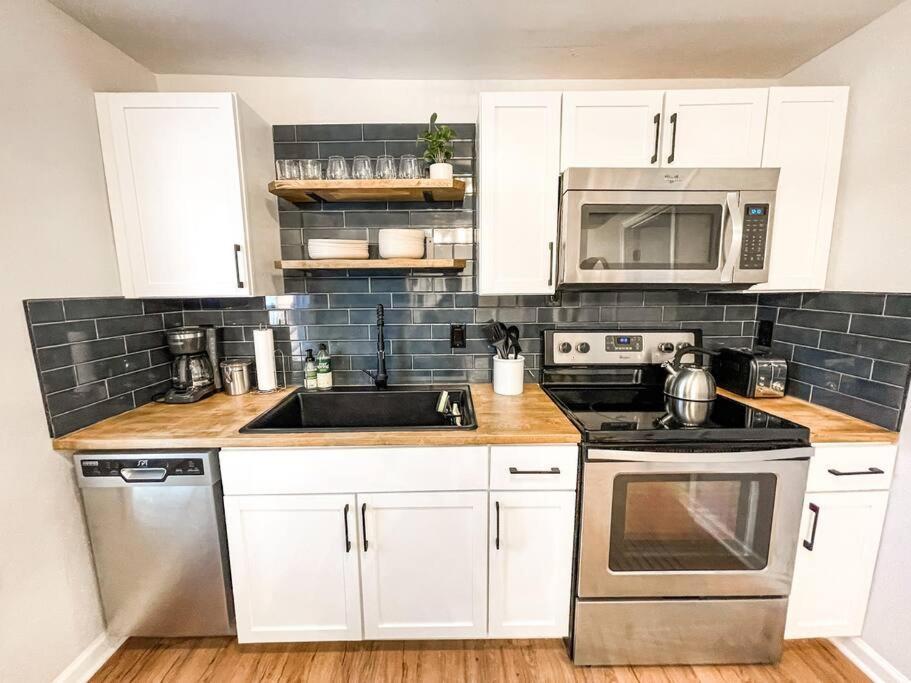 Southern Charm / Walkable/Outdoor Space/New Reno チャールストン エクステリア 写真