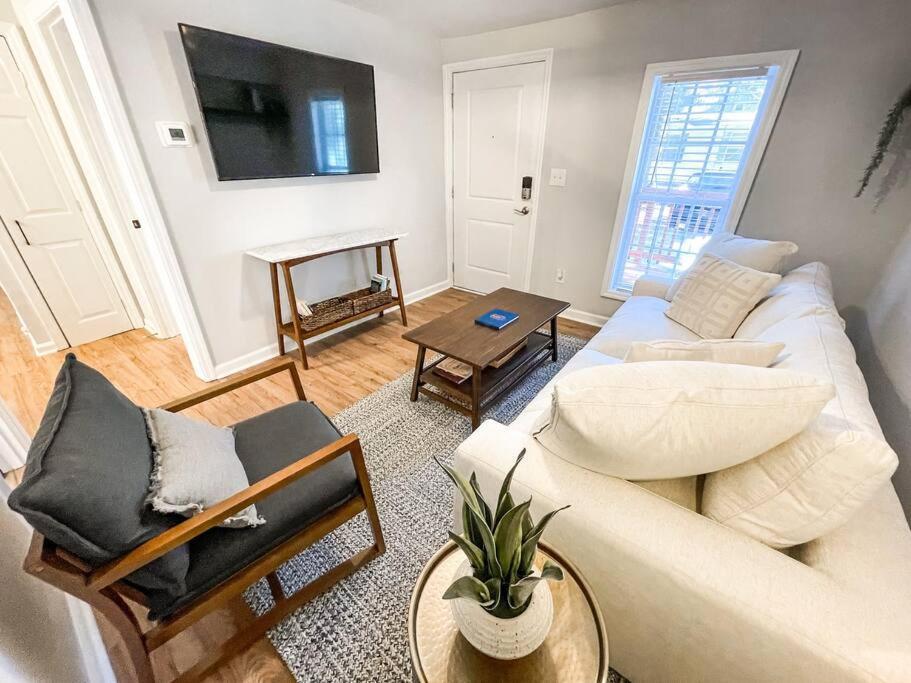 Southern Charm / Walkable/Outdoor Space/New Reno チャールストン エクステリア 写真